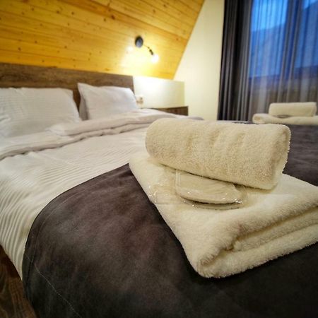 Twins Achkhoti Hotel Kazbegi Ngoại thất bức ảnh