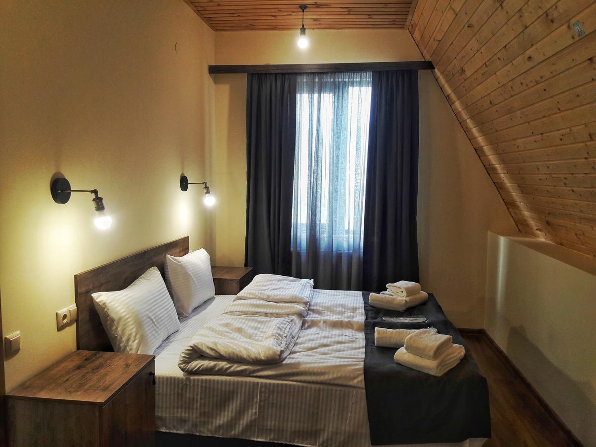 Twins Achkhoti Hotel Kazbegi Ngoại thất bức ảnh
