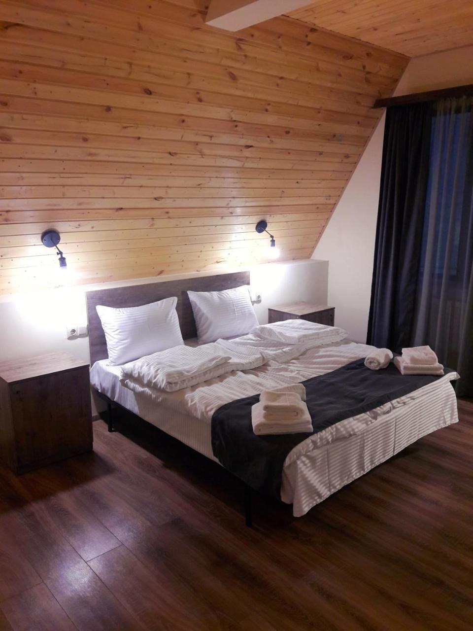 Twins Achkhoti Hotel Kazbegi Ngoại thất bức ảnh