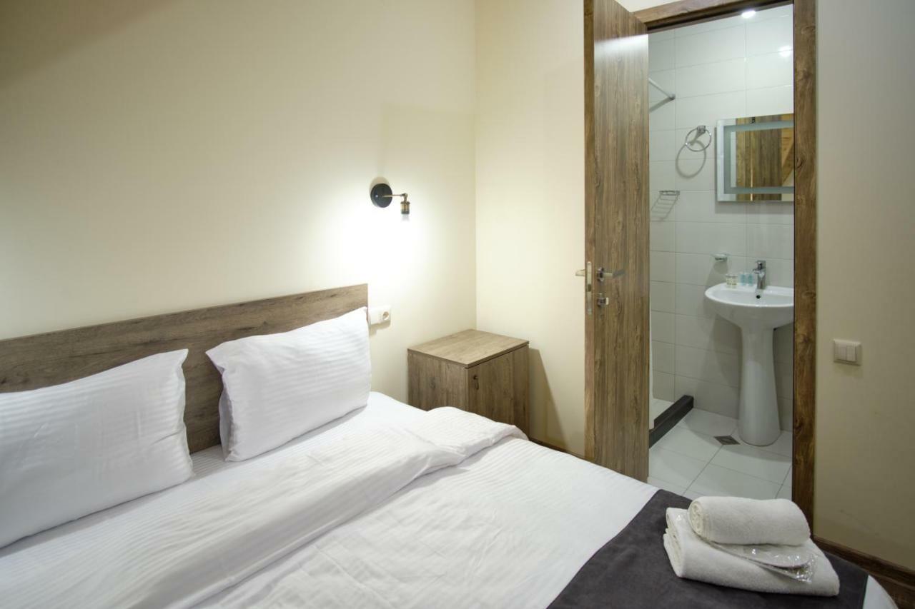 Twins Achkhoti Hotel Kazbegi Ngoại thất bức ảnh