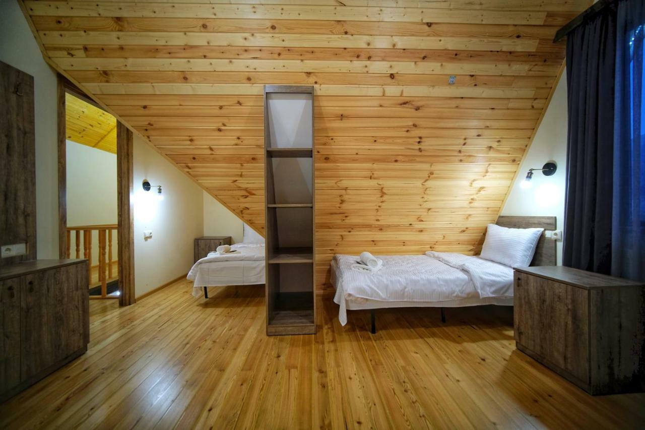Twins Achkhoti Hotel Kazbegi Ngoại thất bức ảnh