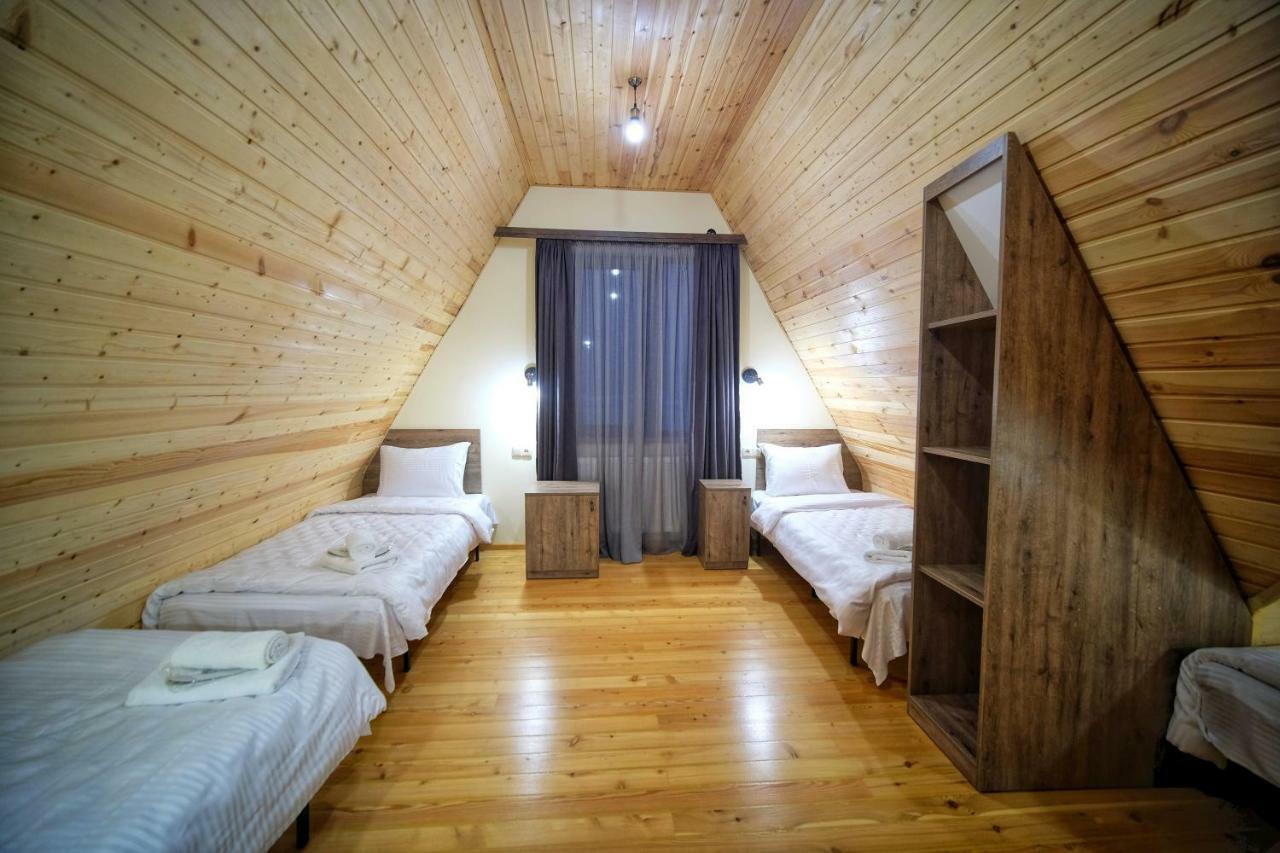 Twins Achkhoti Hotel Kazbegi Ngoại thất bức ảnh